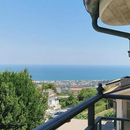 Double Sea View Design Wi-fi Parking Ac 아파트 페르모